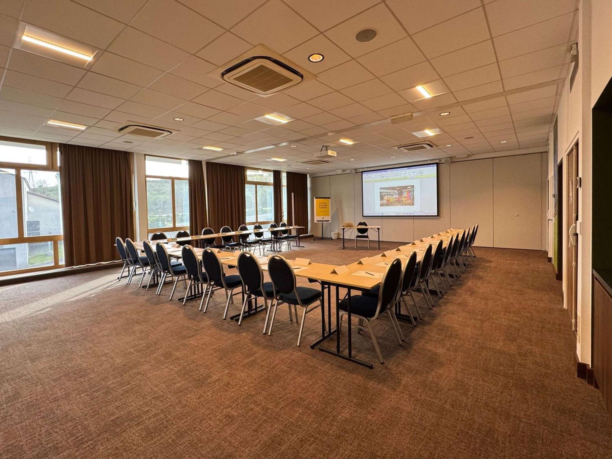 Ibis Styles Angouleme Nord - Hotel Restaurant Champniers  Bagian luar foto