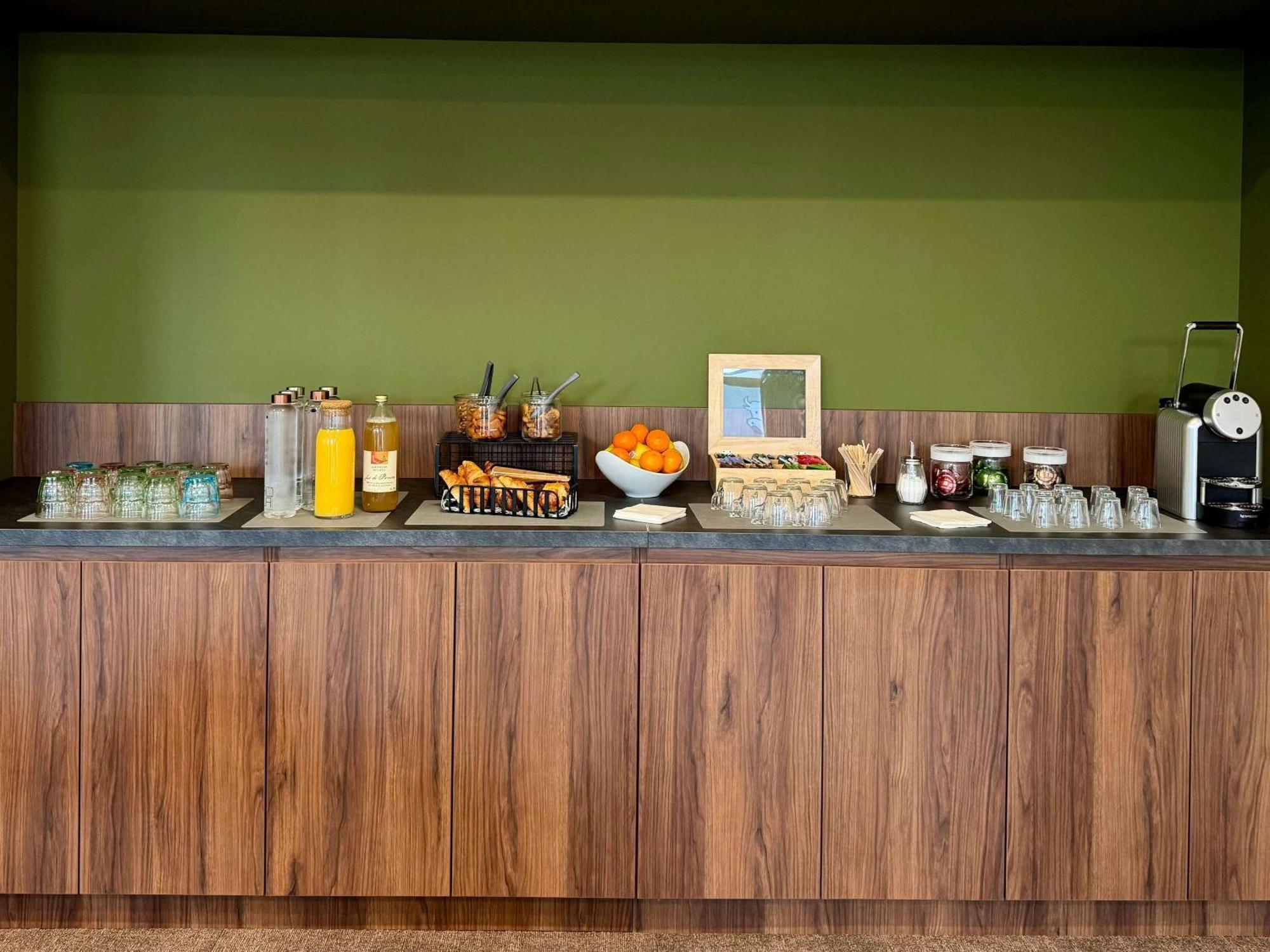 Ibis Styles Angouleme Nord - Hotel Restaurant Champniers  Bagian luar foto